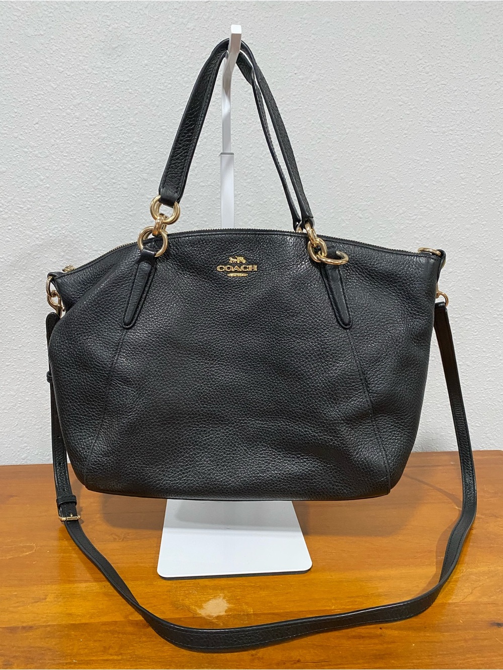 Coach Black Pebbled Leather Shoulder Tote  💐Authenticity Not Guaranteed💐